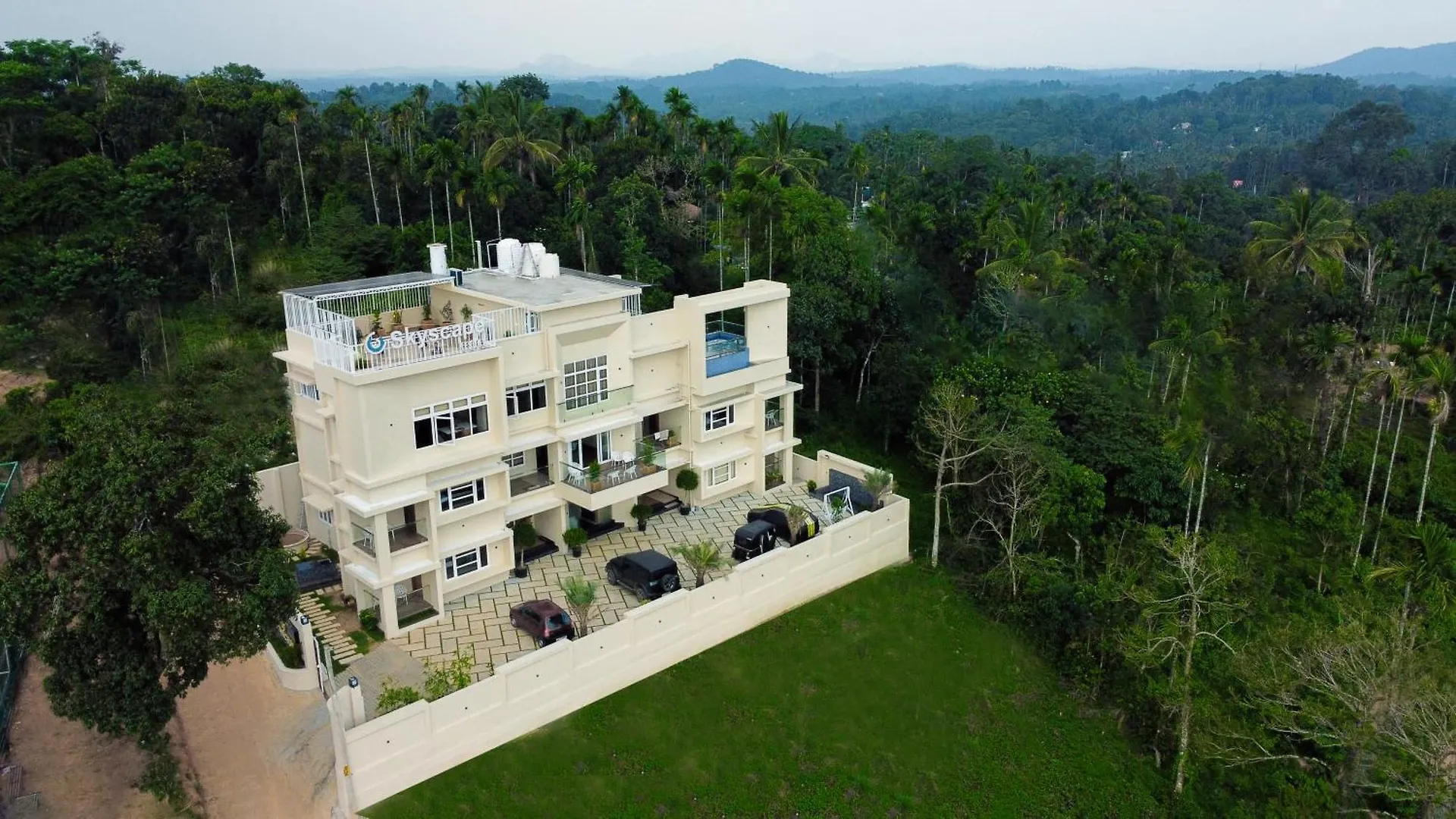 Skyscape Resort Kaniyāmbetta Appart hôtel