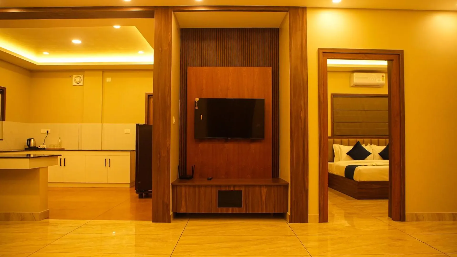 Kaniyāmbetta Skyscape Resort 0*,  הודו